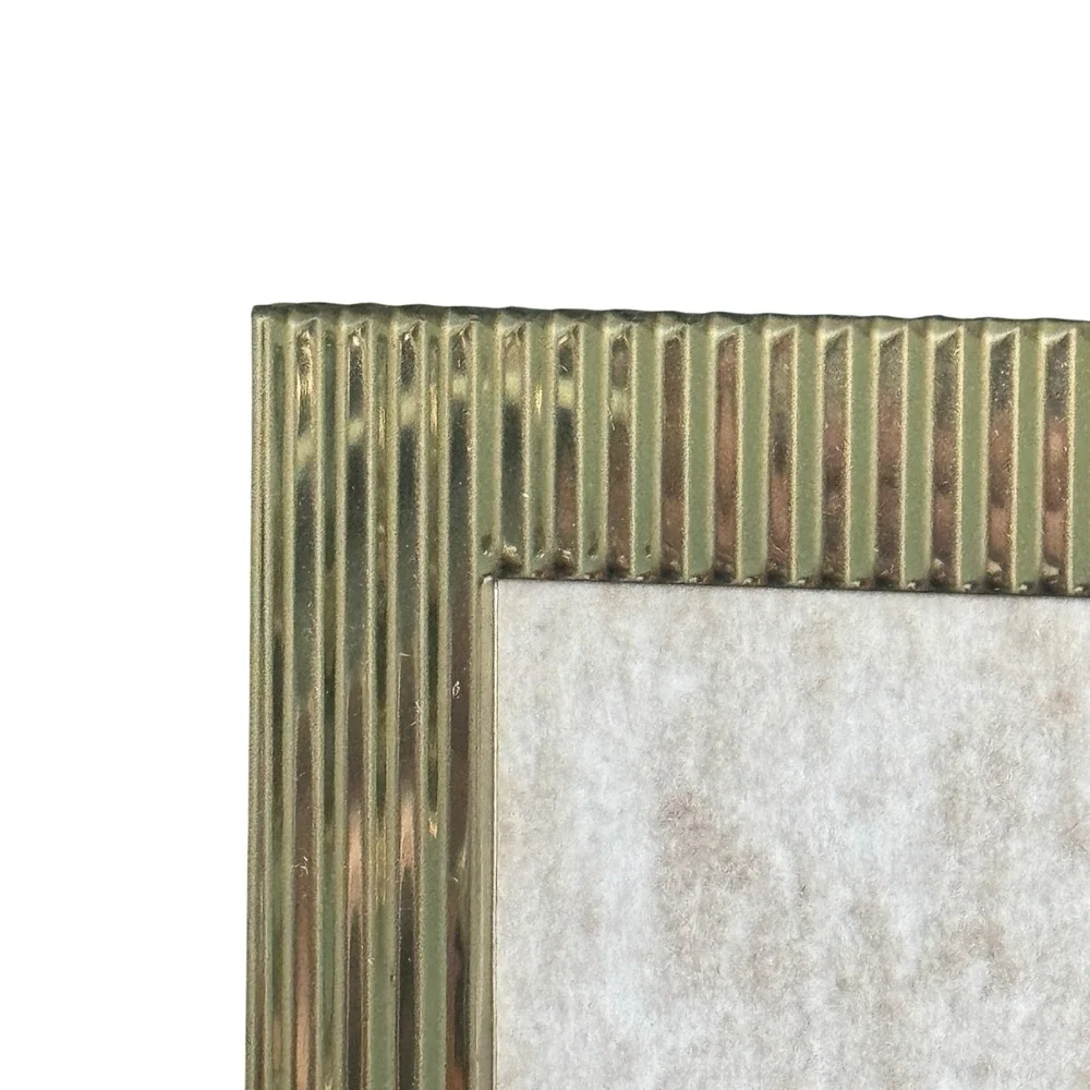 Vintage Gold Ribbed Metal Picture Photo Frame 5x7 Art Deco Modern